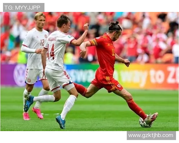 足球巨星狂怒咆哮庆祝瞬间 引爆全场激情展现无与伦比霸气 足球巨星狂怒咆哮庆祝瞬间 引爆全场激情展现无与伦比霸气